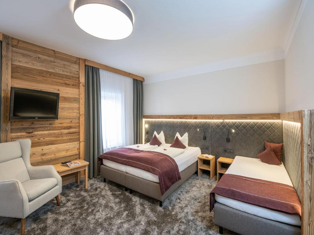 Hotel Stegerbraeu Радштадт Экстерьер фото