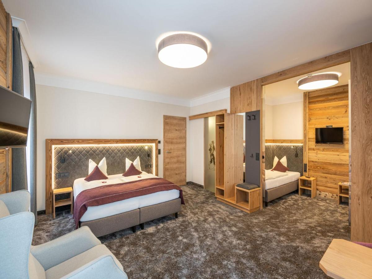 Hotel Stegerbraeu Радштадт Экстерьер фото