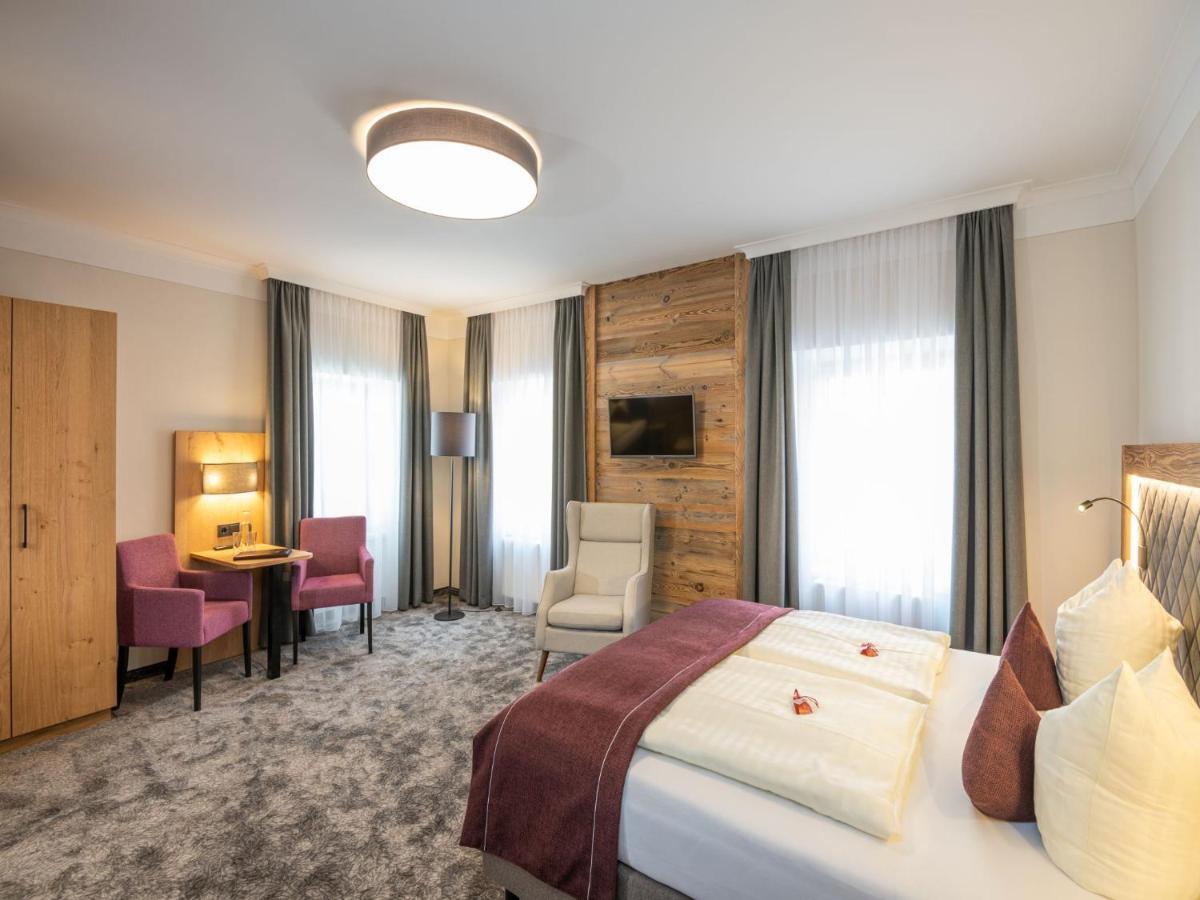 Hotel Stegerbraeu Радштадт Экстерьер фото